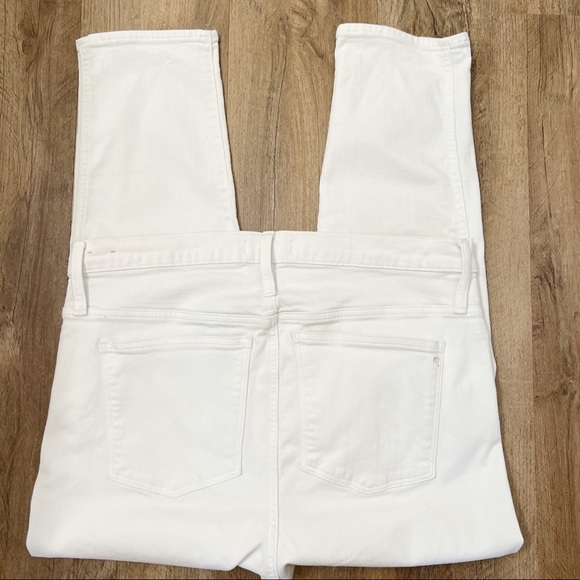 Madewell Stovepipe Jeans in Pure White: Button-Front Edition - Picture 7 of 12